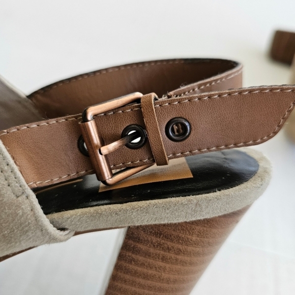 Dolce Vita taupe slingback mules size 8 suede peep toe 4 inch stacked heel - Picture 9 of 15